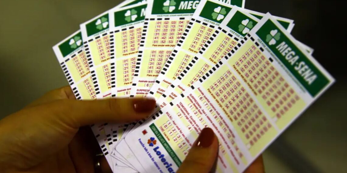 Mega-Sena acumula e prêmio sobe para R$ 40 milhões