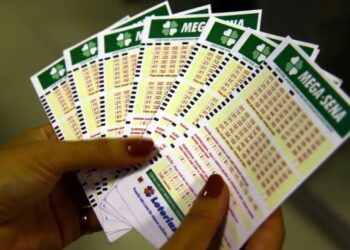 Mega-Sena acumula e prêmio sobe para R$ 40 milhões