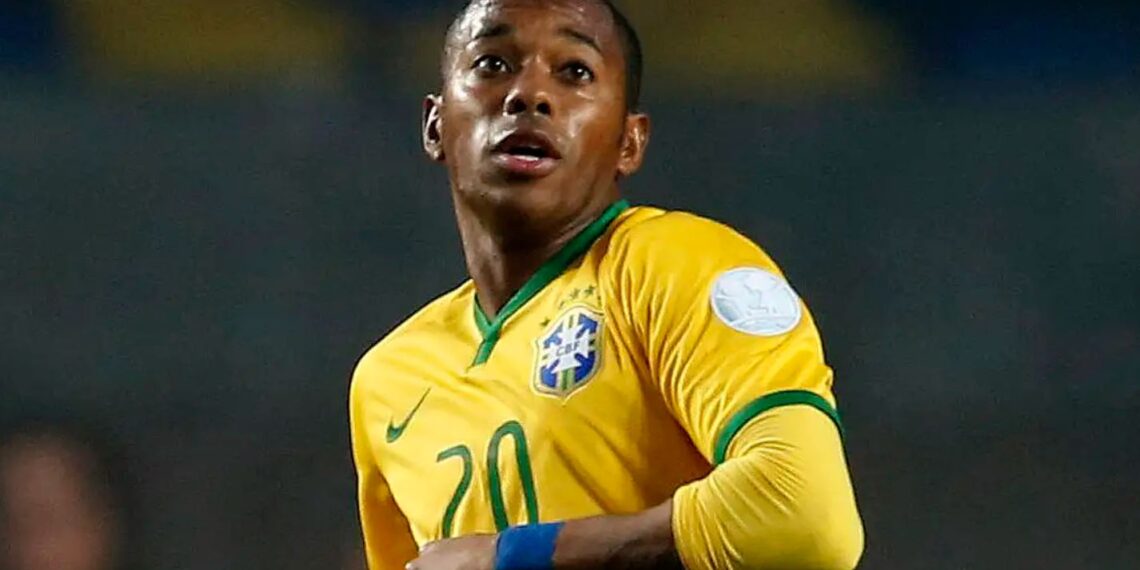 Ministro Gilmar Mendes pede vista e julgamento de Robinho no STF é suspenso