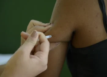 Aumento dos casos de febre amarela faz Colômbia decretar emergência sanitária
