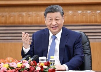 Retaliação: China aplica tarifa de 34% e restrição de minerais raros aos EUA