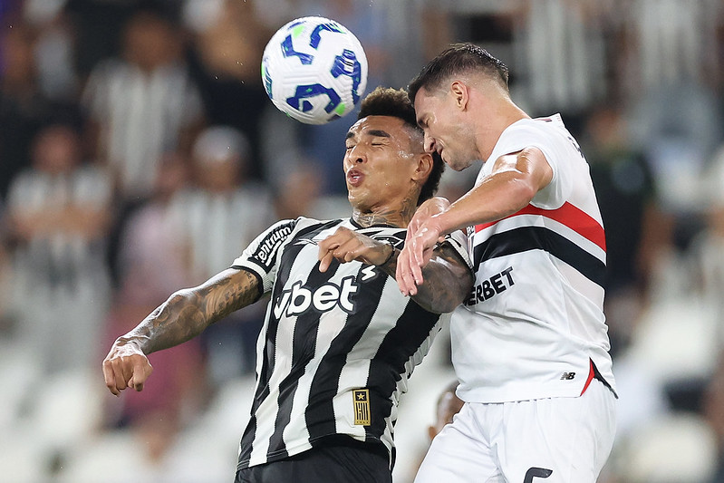 São Paulo oscila contra o Botafogo e empata pela 4ª vez no Brasileirão