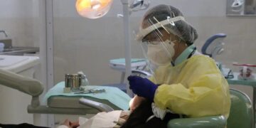 Mulheres vítimas de violência doméstica terão direito a reconstruções dentárias pelo SUS