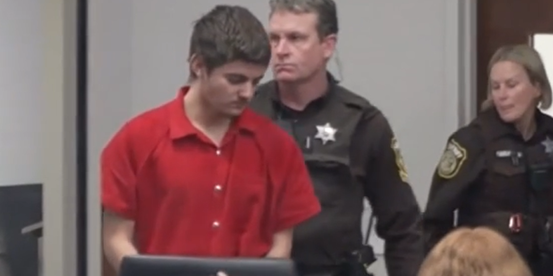 Adolescente é acusado de matar pais nos EUA como parte de plano para assassinar Donald Trump