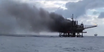 Explosão em plataforma da Petrobras deixa 11 feridos