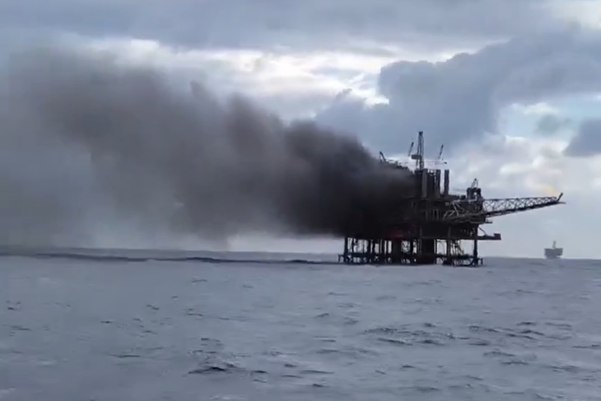 Explosão em plataforma da Petrobras deixa 11 feridos