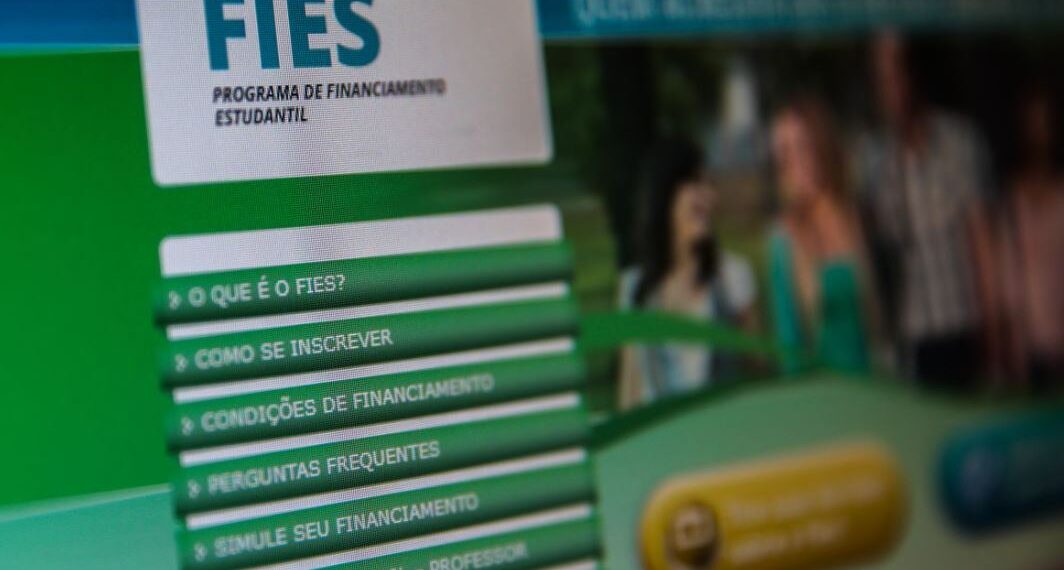 Inscrições para vagas remanescentes do Fies acabam hoje