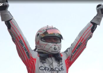 Verstappen festeja prova sem erros e mira o quinto título mundial
