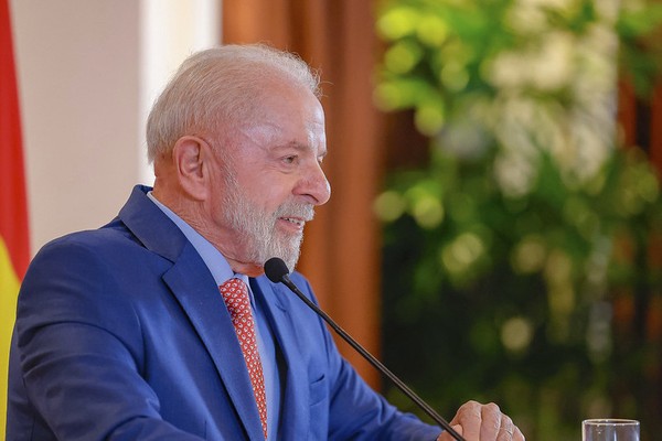 Popularidade de Lula para de cair, mas Nordeste mantém avaliação positiva