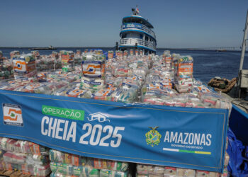 Mais de 92 mil pessoas são afetadas diretamente pela cheia no Amazonas