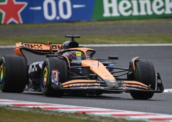 Piastri lidera 2º treino livre com quatro bandeiras vermelhas no Japão; Bortoleto é 13º