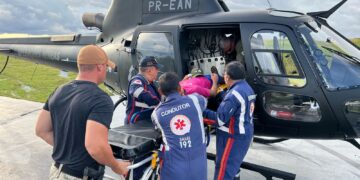 Homem com crise grave de apendicite é resgatado de helicóptero no interior do Amazonas