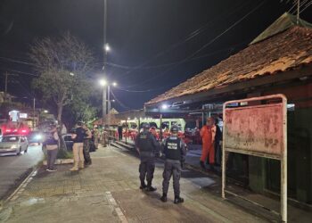 CIF autua cinco estabelecimentos durante a noite e madrugada
