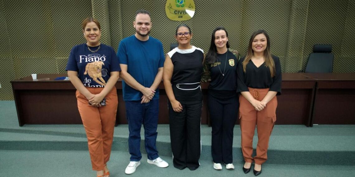 Vereador Aldenor Lima reforça combate aos crimes contra animais em curso da Polícia Civil