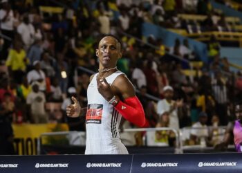 Alison estreia com vitória e consquista o ouro nos 400m com barreiras na Jamaica
