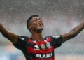 Bruno Henrique é indiciado pela PF por forçar cartão para beneficiar apostas