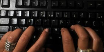 Empresas brasileiras que pretendem contratar no 2º trimestre somam 48%, aponta pesquisa