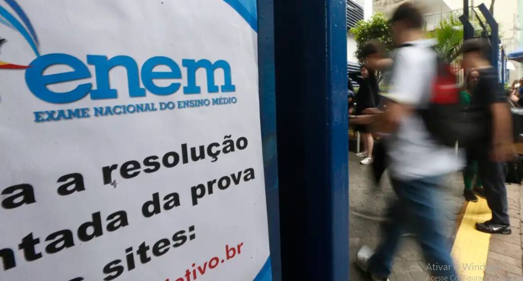 Enem 2025: prazo para solicitar isenção de taxa de inscrição encerra nesta sexta-feira