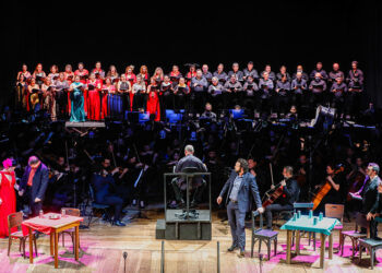 Teatro Amazonas se emociona com ‘La Bohème’ em concerto cênico no 26º Festival de Ópera