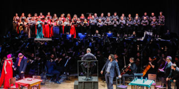 Teatro Amazonas se emociona com ‘La Bohème’ em concerto cênico no 26º Festival de Ópera