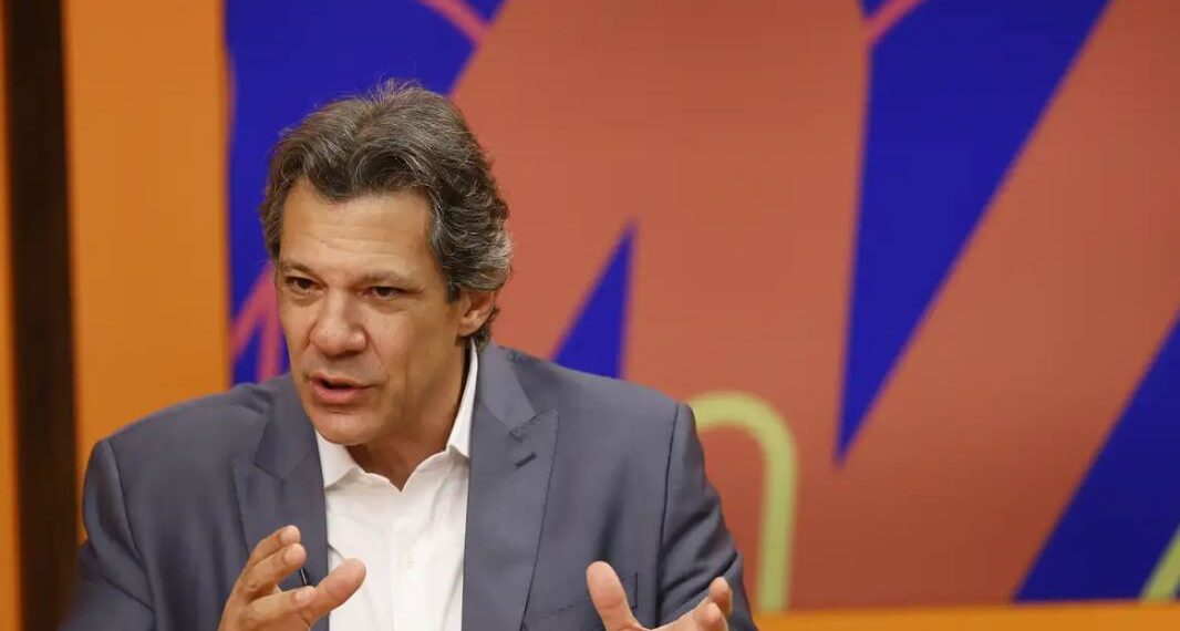 EUA são incoerentes ao tarifar o Brasil, afirma Haddad