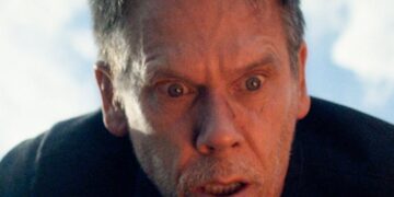 Kevin Bacon relembra cadáver achado durante gravação de filme: ‘Corpo flutuando’
