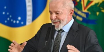 Para 62% dos brasileiros, Lula não deveria se candidatar em 2026, diz pesquisa Genial/Quaest