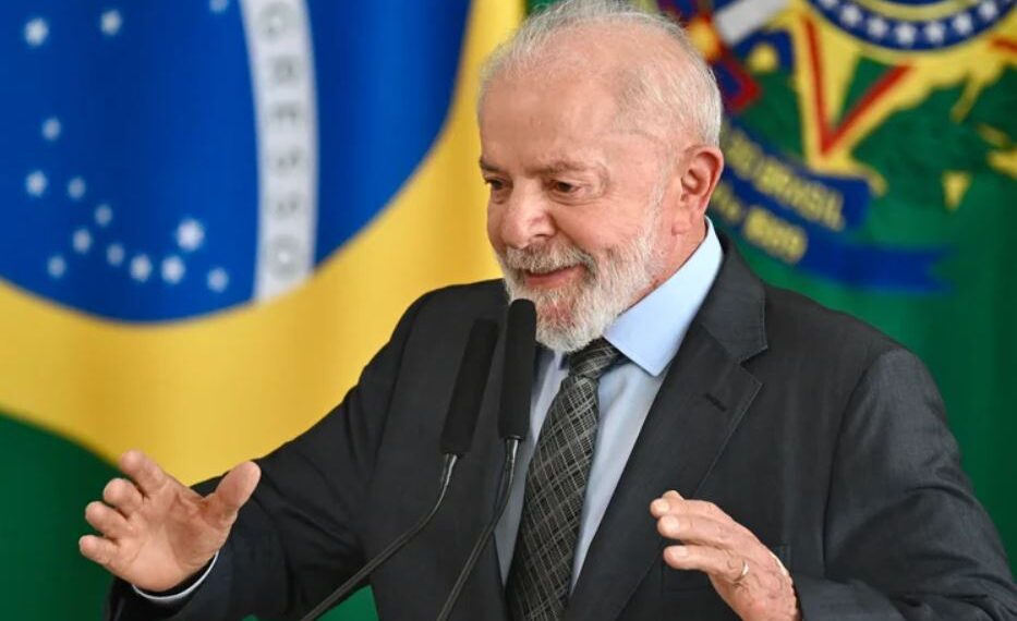 Para 62% dos brasileiros, Lula não deveria se candidatar em 2026, diz pesquisa Genial/Quaest