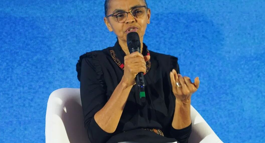 Marina Silva recebe alta após atendimento médico em Brasília