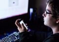 Desafios online: Pediatras alertam sobre comportamento de risco de jovens