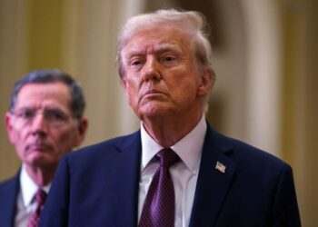 Às vésperas de anunciar novo tarifaço de Trump, relatório dos EUA critica Brasil