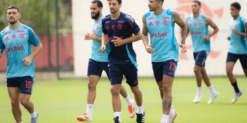 Flamengo anuncia retorno e Rodrigo Caio será novo auxiliar técnico de Filipe Luís