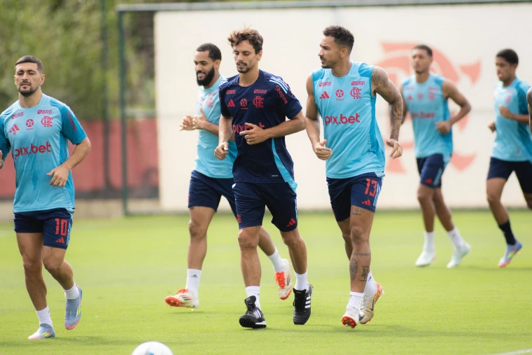 Flamengo anuncia retorno e Rodrigo Caio será novo auxiliar técnico de Filipe Luís