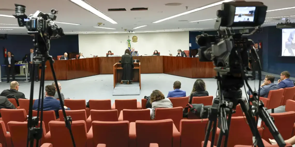 STF forma maioria para tornar réus mais sete investigados ligados a núcleo militar de desinformação