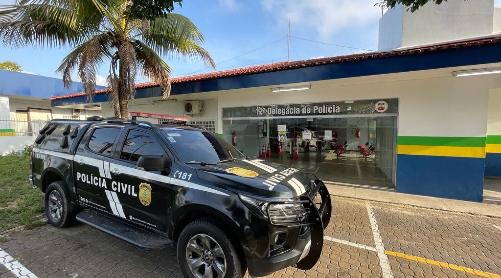 Mulher é presa em Manaus após aplicar golpe via Pix durante corrida de frete