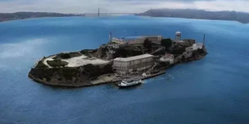 Trump diz que reabrirá prisão de Alcatraz, fechada em 1963