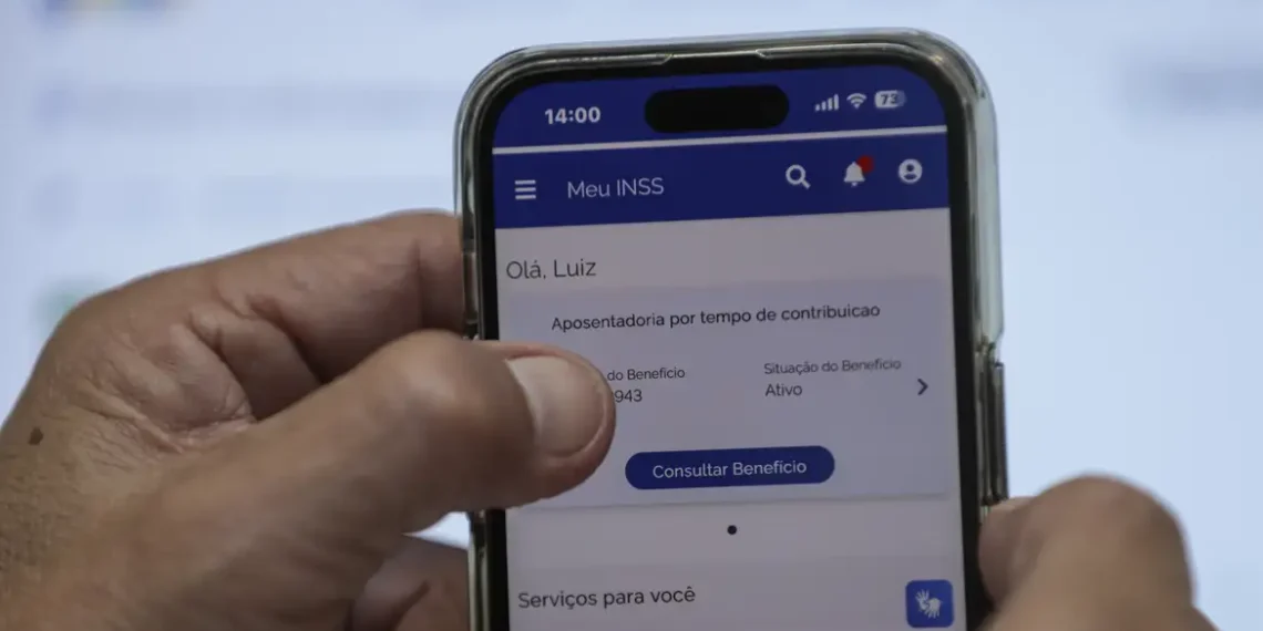 Aposentados e pensionistas do INSS já podem pedir devolução de descontos indevidos