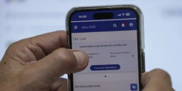 Aposentados e pensionistas do INSS já podem pedir devolução de descontos indevidos