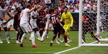 Flamengo é eliminado pelo Bayern em jogo repleto de erros defensivos e se despede do Mundial