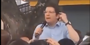 Senador colombiano Miguel Uribe Turbay luta pela vida após ser baleado em atentado durante campanha
