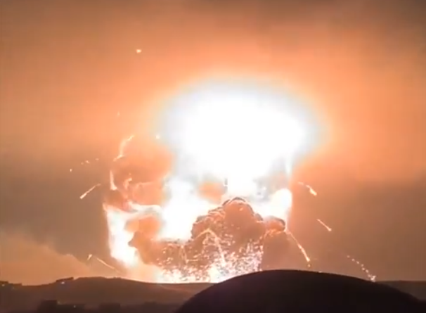 EUA bombardeiam instalações nucleares do Irã em operação ‘precisa e avassaladora’, diz secretário