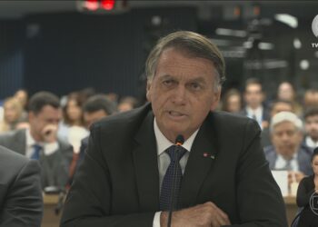 PF revela que ‘Abin Paralela’ espionou quase 1,8 mil telefones sob ordens do governo Bolsonaro