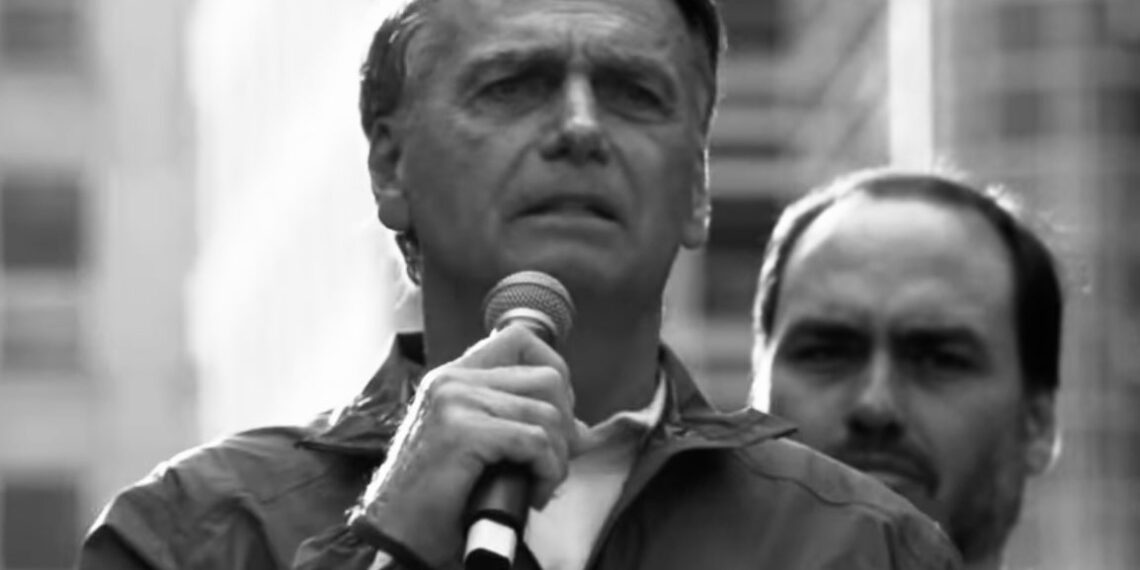 Bolsonaro adapta slogan de Trump durante ato na Paulista: ‘Make Brasil great again’