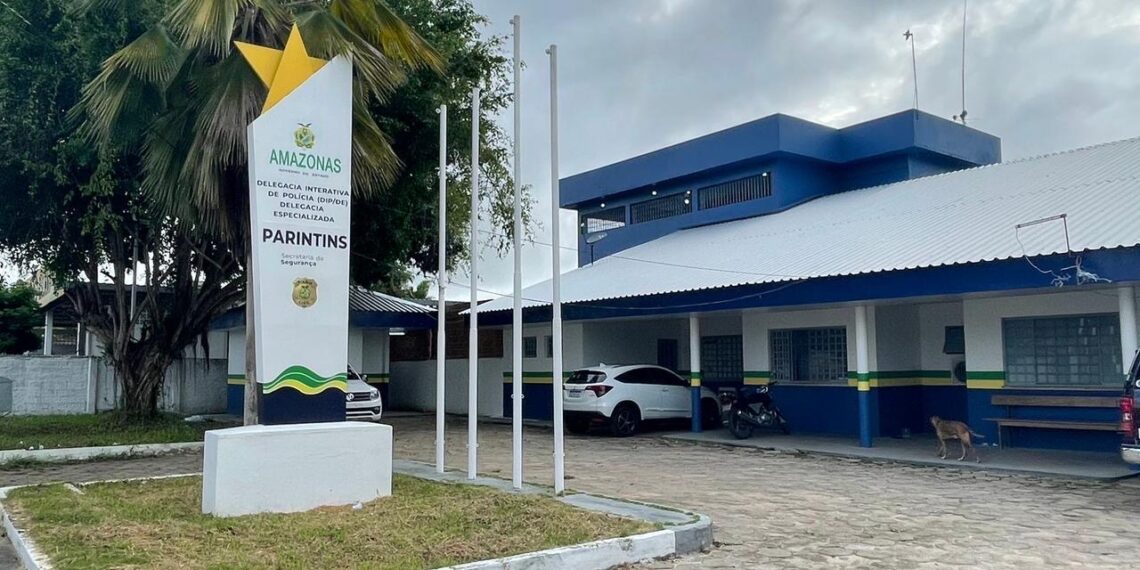 Homem é preso em flagrante por feminicídio da ex-companheira na zona rural de Parintins
