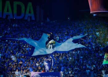 Boi Caprichoso encerra primeira noite destacando resistência indígena e saberes tradicionais