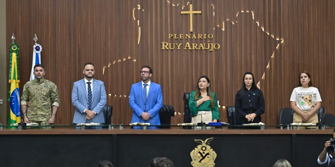 Vereador Aldenor Lima participa de homenagem pelos 20 anos da Dema na Aleam