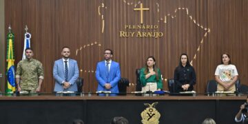 Vereador Aldenor Lima participa de homenagem pelos 20 anos da Dema na Aleam