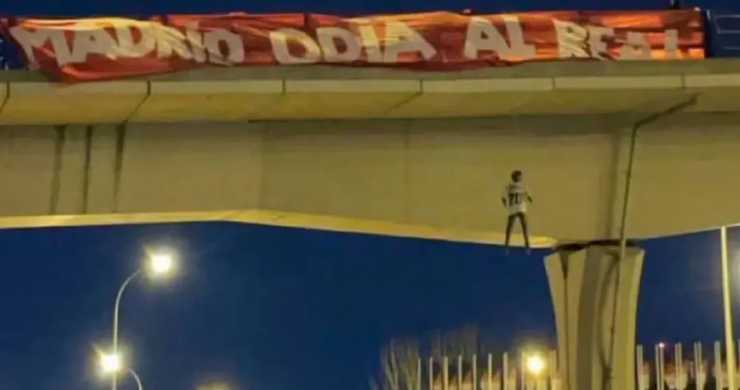 Justiça espanhola condena quatro por crime de ódio contra Vinícius Jr.
