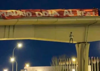 Justiça espanhola condena quatro por crime de ódio contra Vinícius Jr.