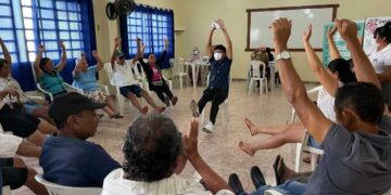 Itacoatiara realiza ação de saúde para hipertensos, diabéticos e idosos no bairro São Francisco